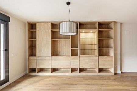 Biblioth&egrave;que sur mesure, alliez rangement pratique et d&eacute;coration